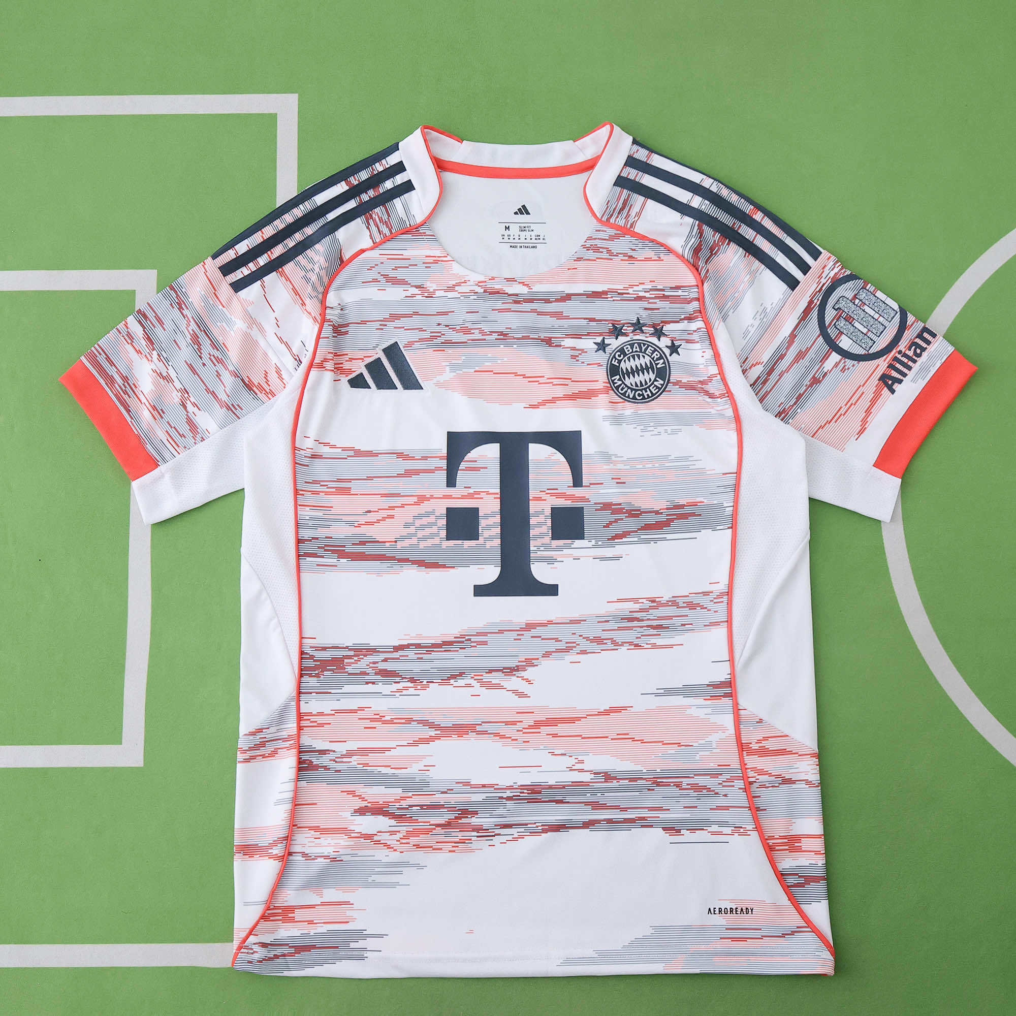 KOMBI Bayern München 2025/26 - Weihnachts-Kombi