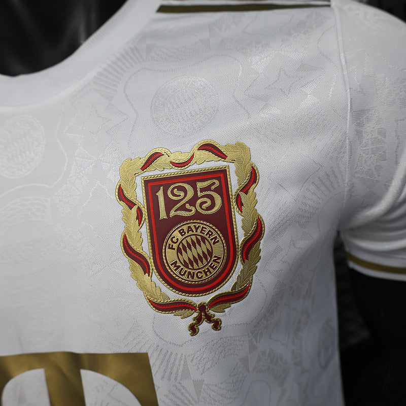 Bayern München Player Trikot 125th Jubiläum Weiß