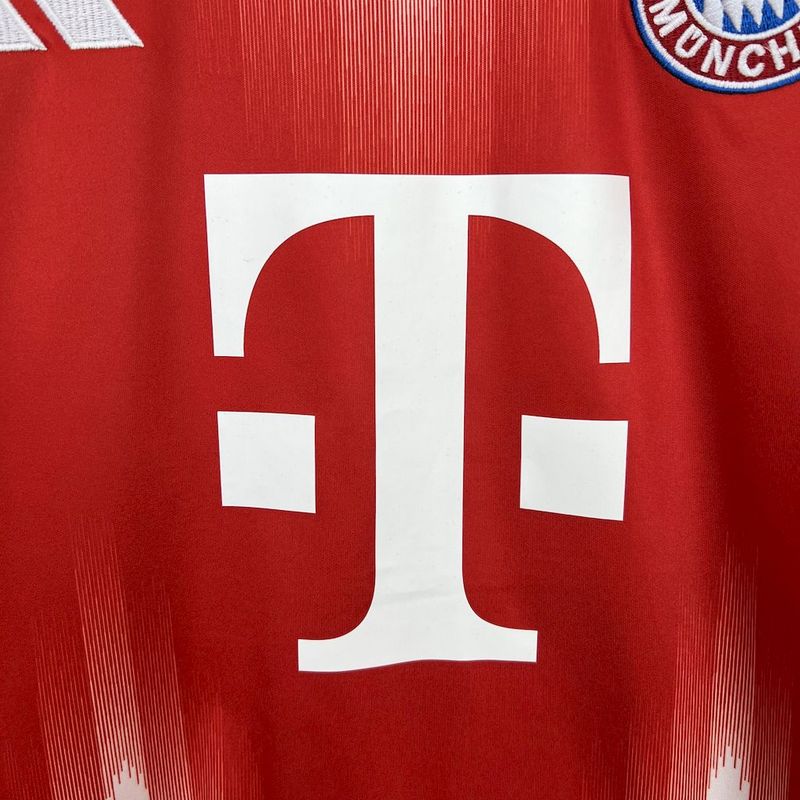 Bayern München Heimtrikot 2025/26