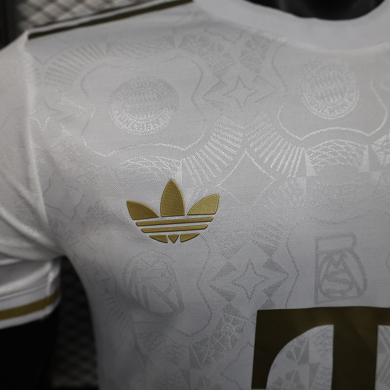 Bayern München Player Trikot 125th Jubiläum Weiß