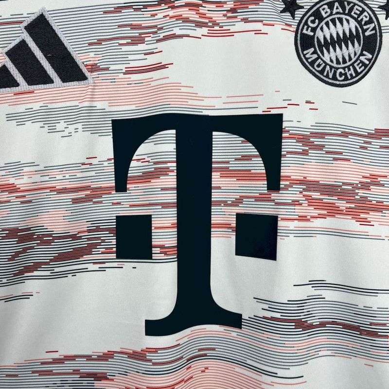 Bayern München Auswärtstrikot 2025/26