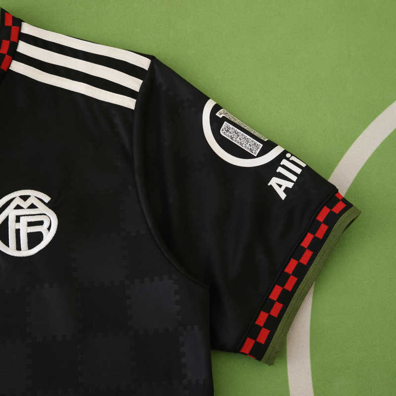 Bayern München Champions League Trikot 2025/26