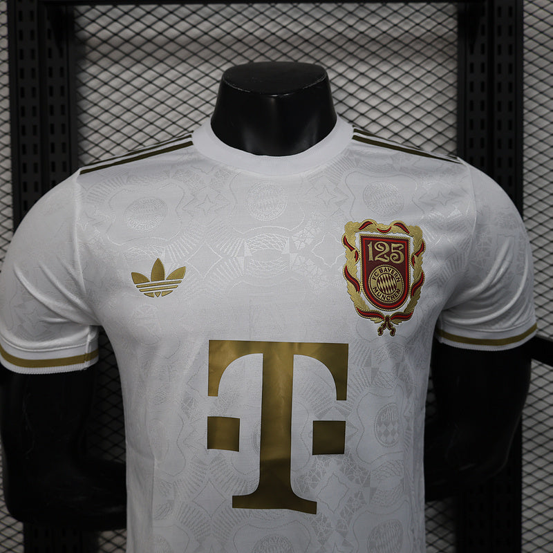 Bayern München Player Trikot 125th Jubiläum Weiß