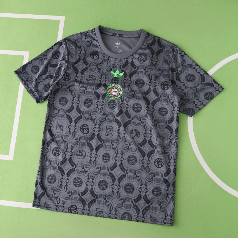 Bayern München Trainingstrikot 2025/26